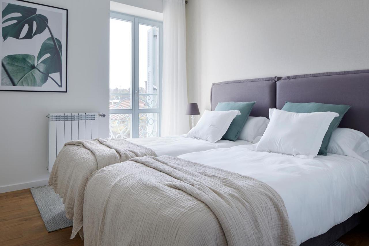 H Suite3b By Smiling Hondarribia