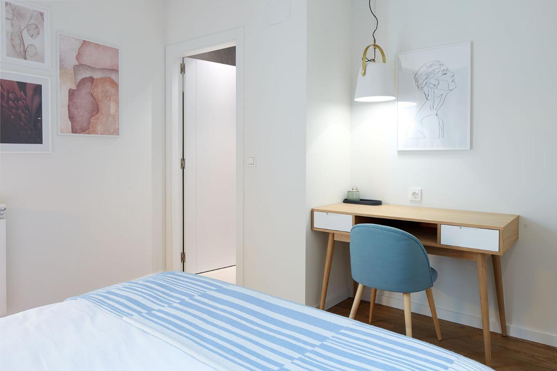 Apartment H Suite3b By Smiling