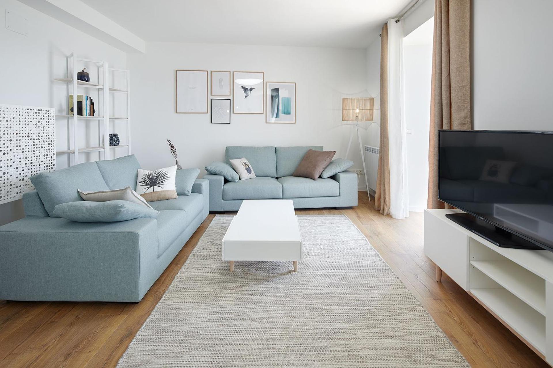 Apartment H Suite3b By Smiling